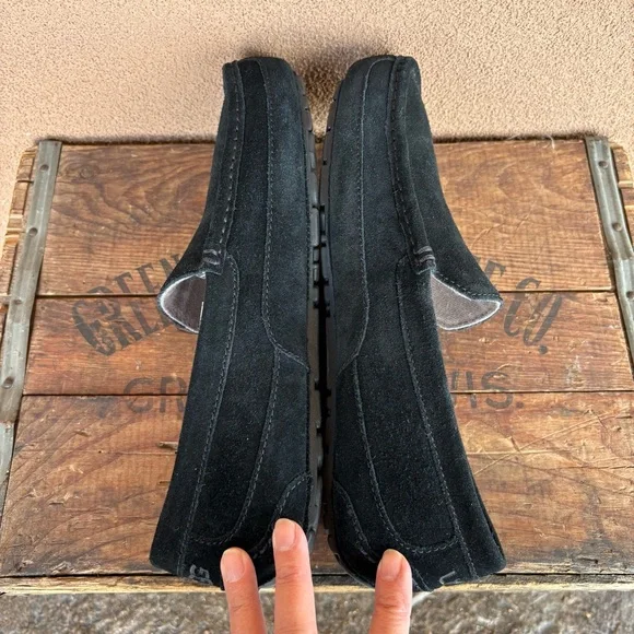 UGG Australia Men’s Alder Suede Leather Slipper